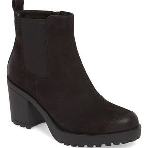 NWT Vagabond Chelsea Booties